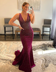 Mermaid Elegant V Neck Prom Dress With Beading