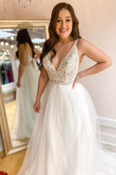 White Lace V-Neck Backless A-Line Tulle Bridal Gown