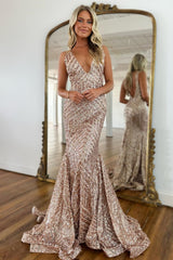 Sparkly Sequin Mermaid V-Neck Open Back Long Prom Dress