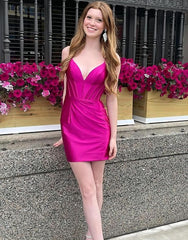 Simple Green V-Neck Short Satin Homecoming Dress