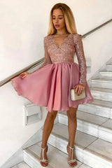 A-line Knee Length Long Sleeves Homecoming Dress