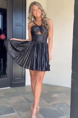 Gold A-Line Halter Neck Short Metallic Homecoming Dress
