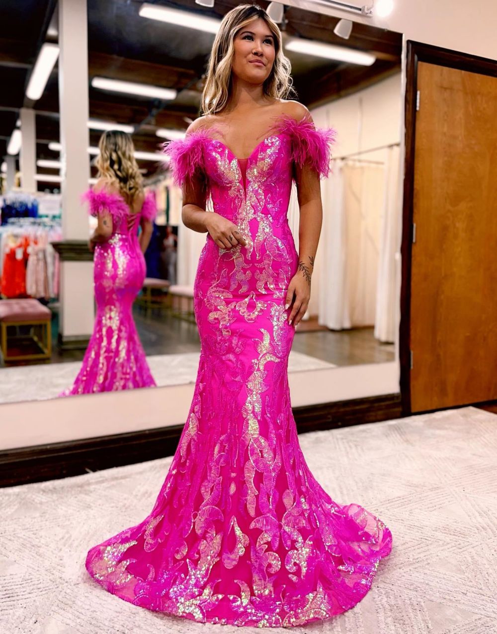 Gorgeous Mermaid Feather Off The Shoulder Prom Dress