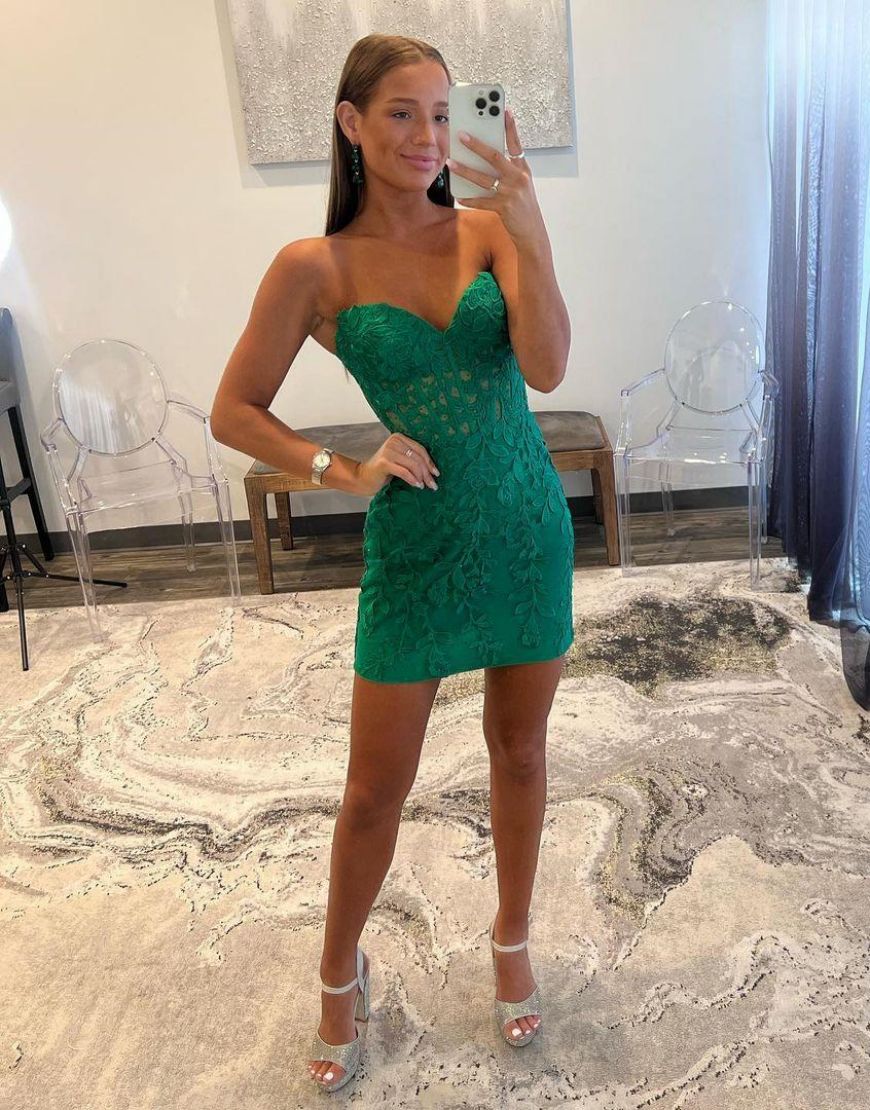 Green Sweetheart Corset Back Bodycon Lace Homecoming Dress
