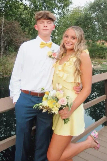 chic-sheath-v-neck-yellow-short-homecoming-dress-with-ruffles-1840