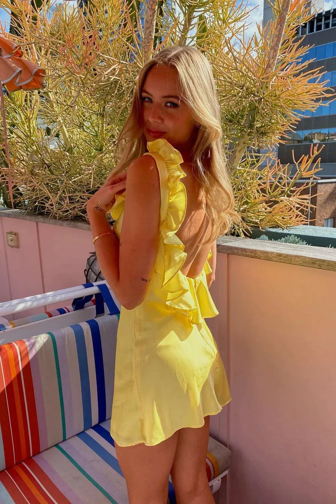 chic-sheath-v-neck-yellow-short-homecoming-dress-with-ruffles-1840