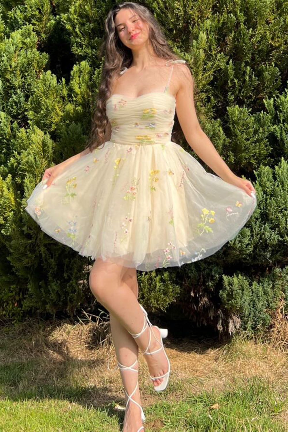 Princess Yellow Embroidery Pleated Tulle Short Party Dress