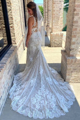 Glamorous Off-White Lace V-Neck Mermaid Long Wedding Dress