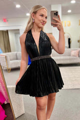 A-Line Pleated Backless Homecoming Dress